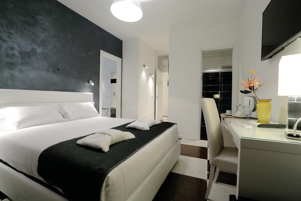 מלון רומא Saint Peter'S Luxury Domus חדר תמונה